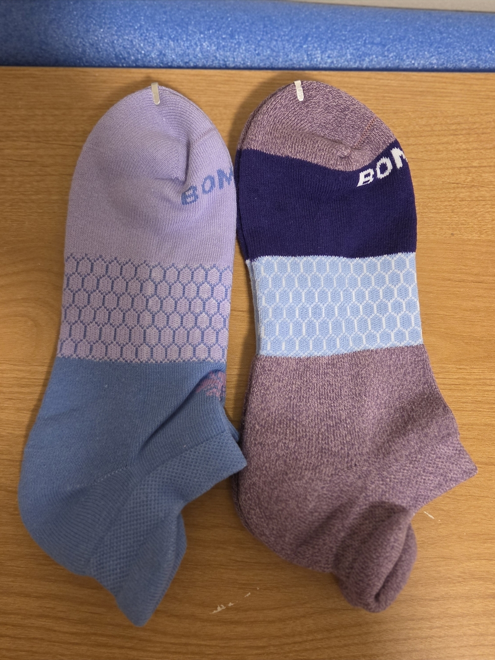 2 Pair Bombas Ankle Socks - Large - Purple & Light Blue